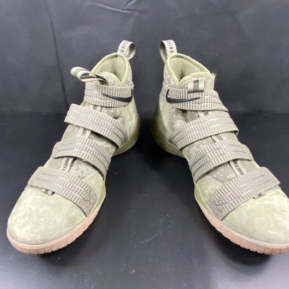 Nike Zoom Lebron XI II Sneakers 897646-200 Olive Military Camo Shoe MENS SZ 10.5 - Picture 9 of 11